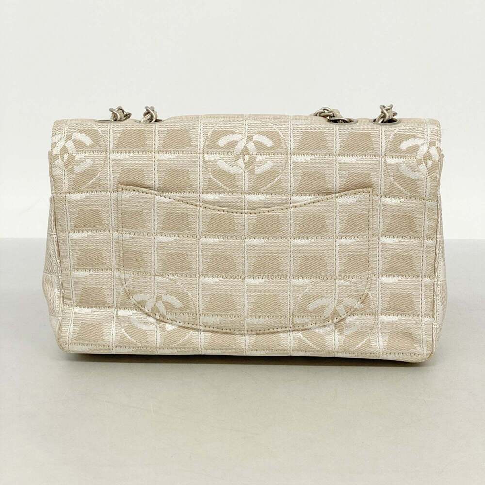 CHANEL Cream Shoulder Bag - Picture 12 of 12